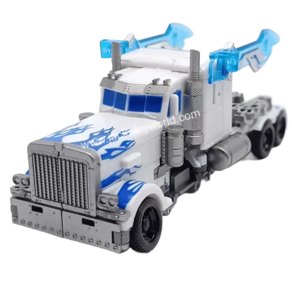 Articulated Heroic Truck Warrior